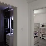Хостел Dm And *