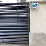 Хостел Dm And *