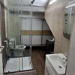 Хостел Dm And