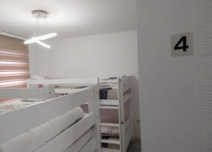 Hostel Dm And Skopje