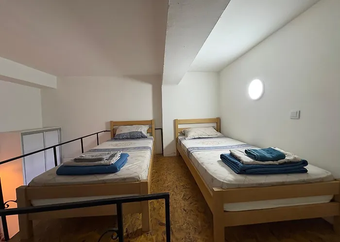 Hostel Dm And Skopje